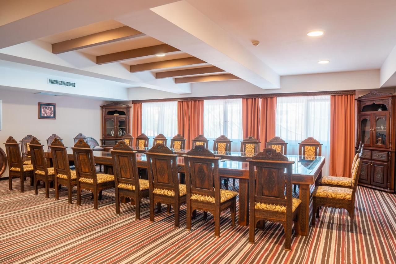 Garden City Hotel Konjic Exterior photo